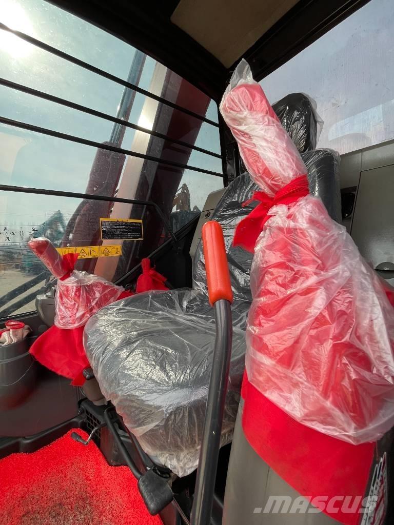 Hitachi 70 Vikšriniai ekskavatoriai