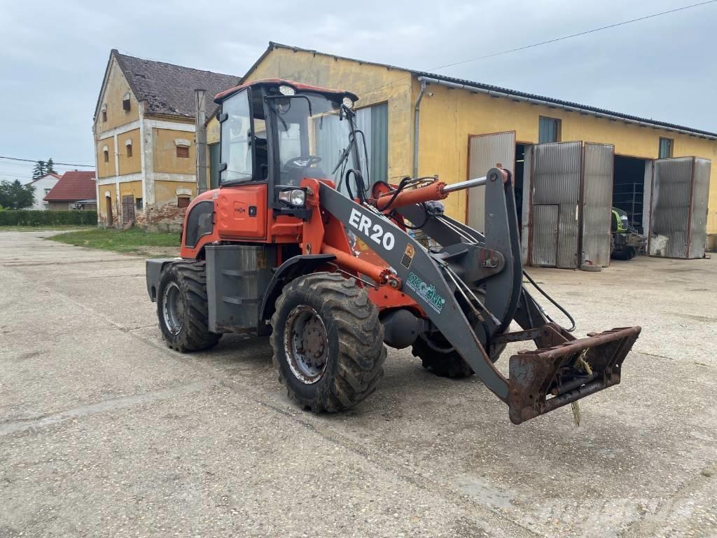 Everun ER20 Kiti krovimo ir kasimo mechanizmai ir jų priedai