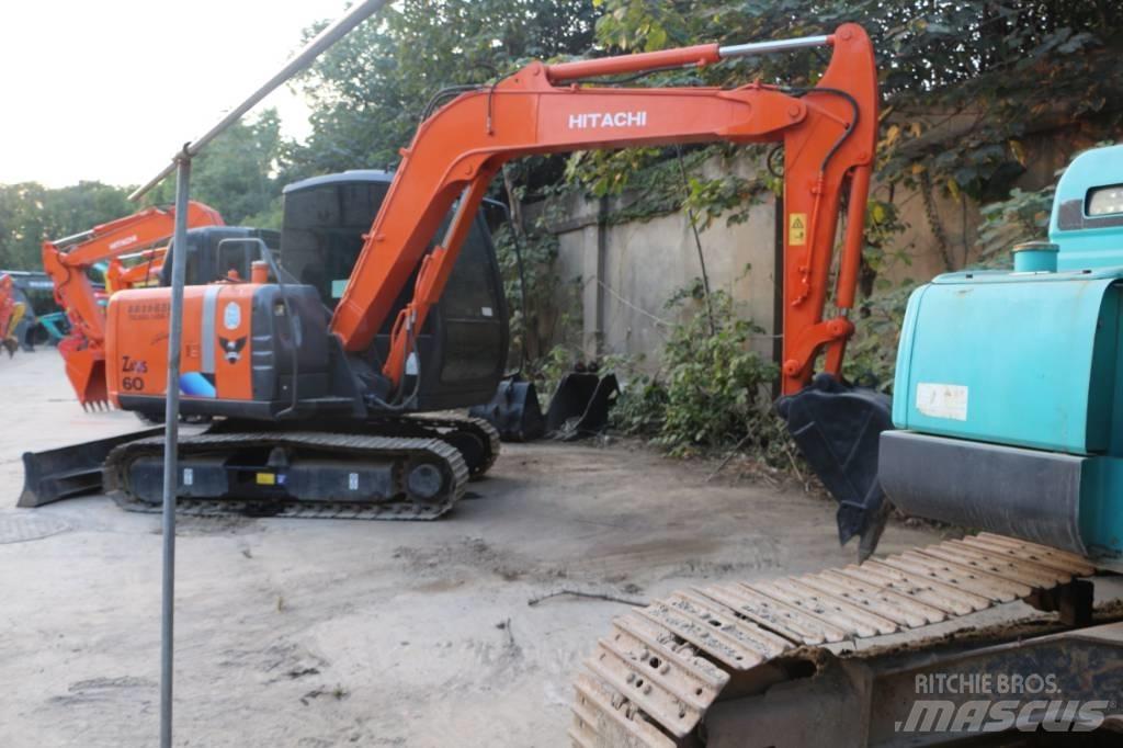 Hitachi 60 Vikšriniai ekskavatoriai