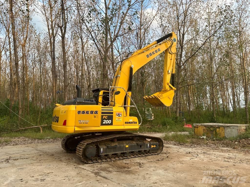 Komatsu pc200-8 Vikšriniai ekskavatoriai