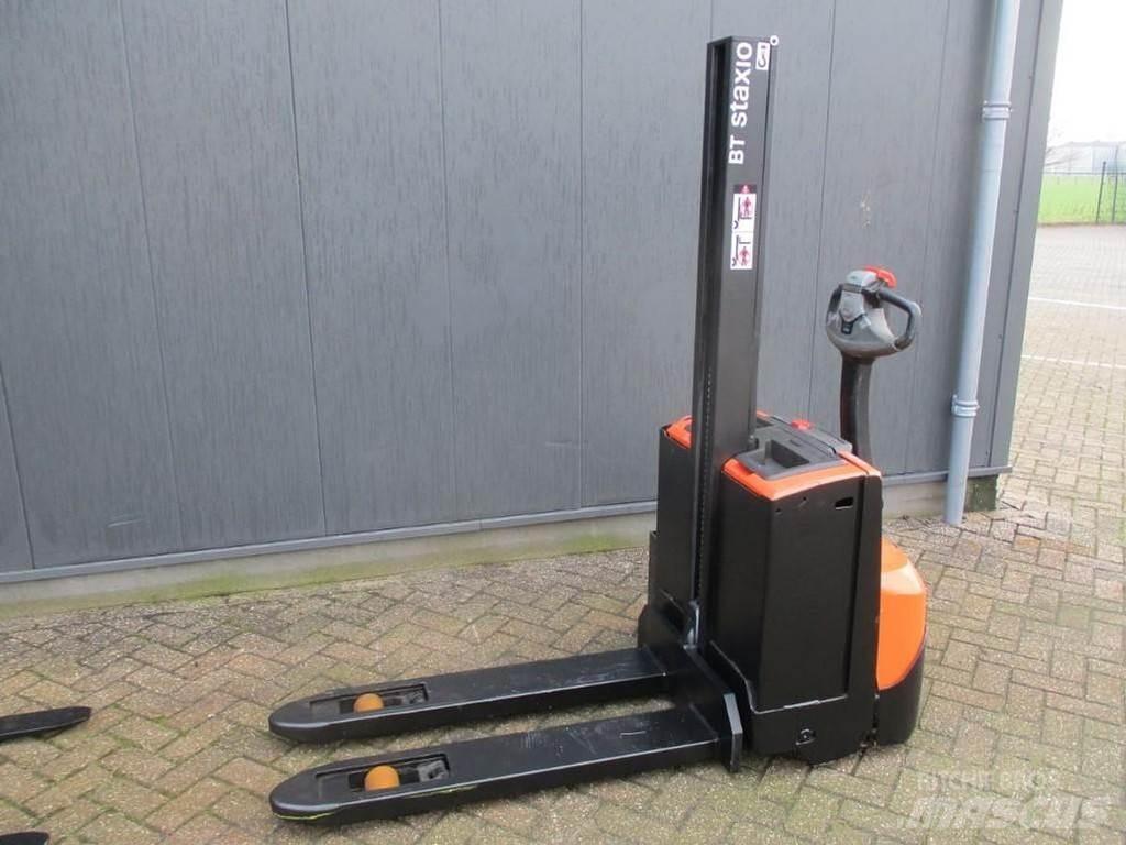 Toyota SWE 080L Rankiniai vėžimėliai