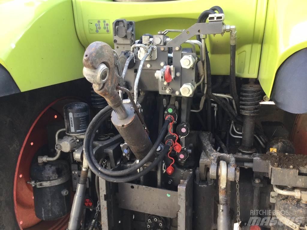 CLAAS ARION 550 Traktoriai