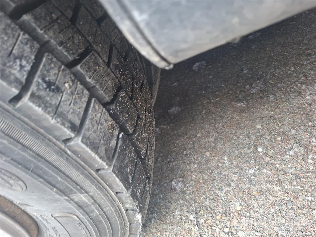 Iveco 90E 3.9 Pagalbos kelyje automobiliai