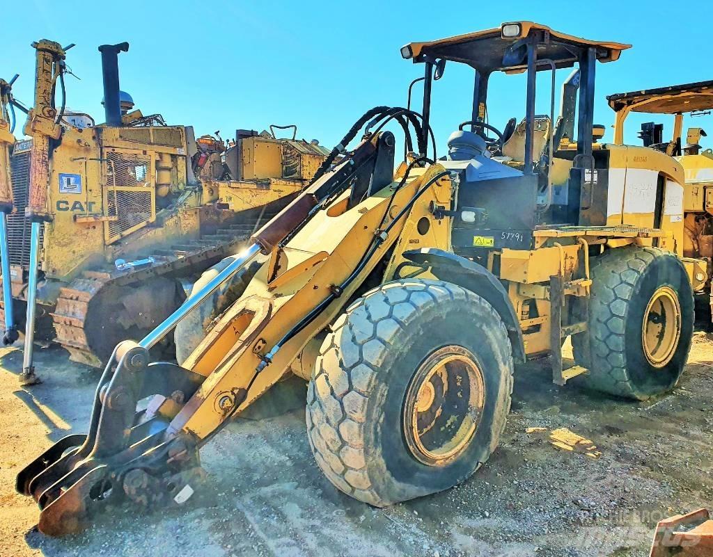 CAT 924 G Naudoti ratiniai krautuvai