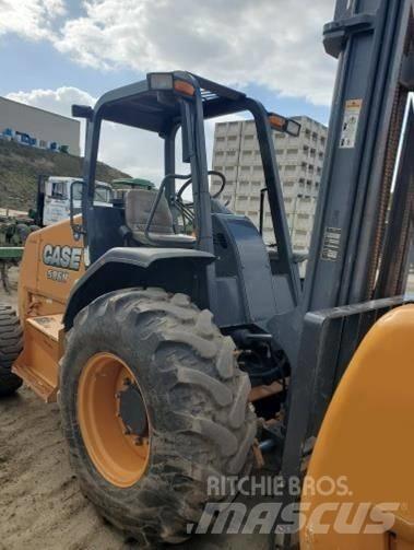 CASE 586H Visureigiai krautuvai