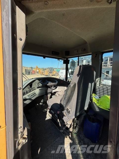 Volvo A 25 F Karjeriniai savivarčiai