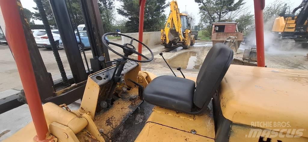 Hyster F7060DPJ Dyzeliniai krautuvai