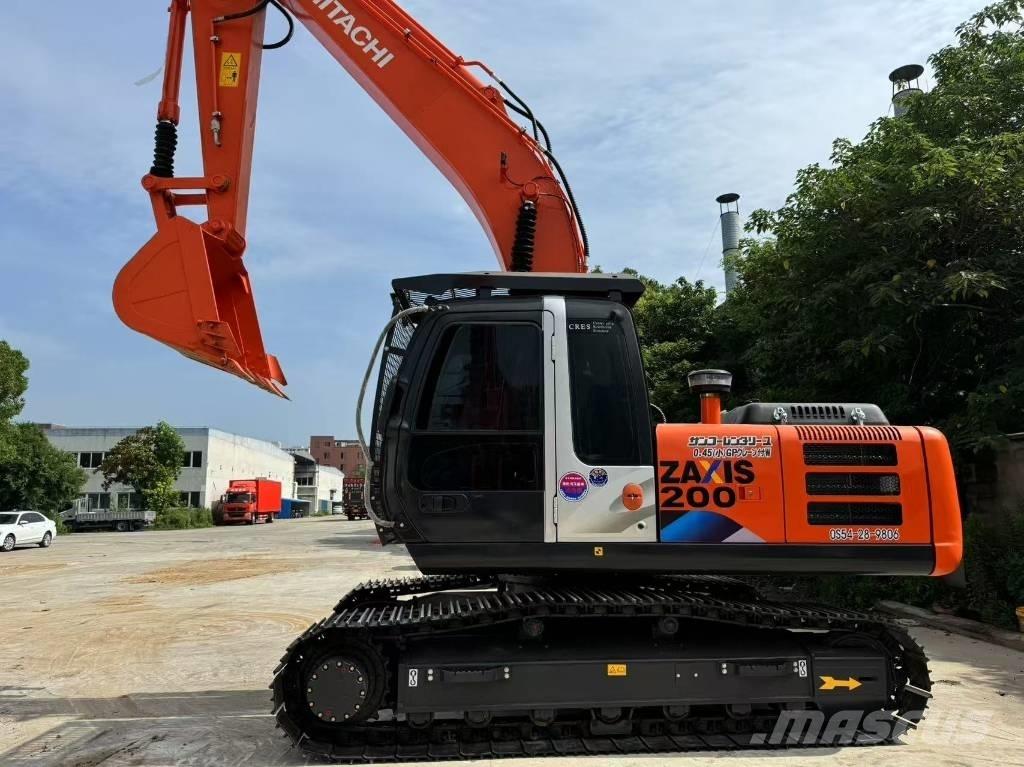 Hitachi ZX 200-3 G Vikšriniai ekskavatoriai