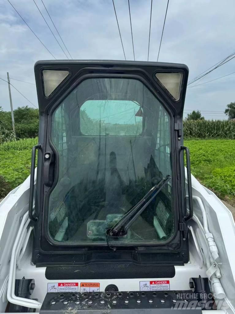 Bobcat S 160 Krautuvai su šoniniu pasukimu
