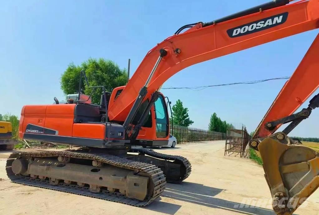 Doosan DX 200 Vikšriniai ekskavatoriai