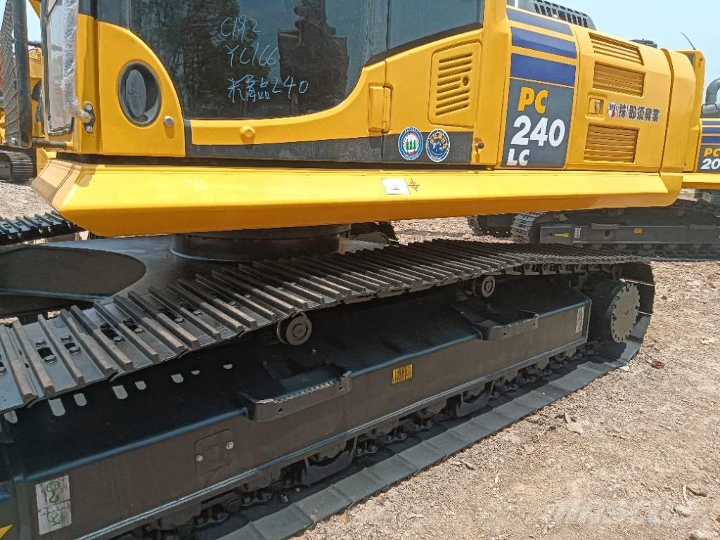 Komatsu PC 240 Vikšriniai ekskavatoriai