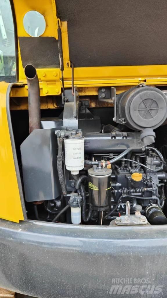 Komatsu 56 Vikšriniai ekskavatoriai