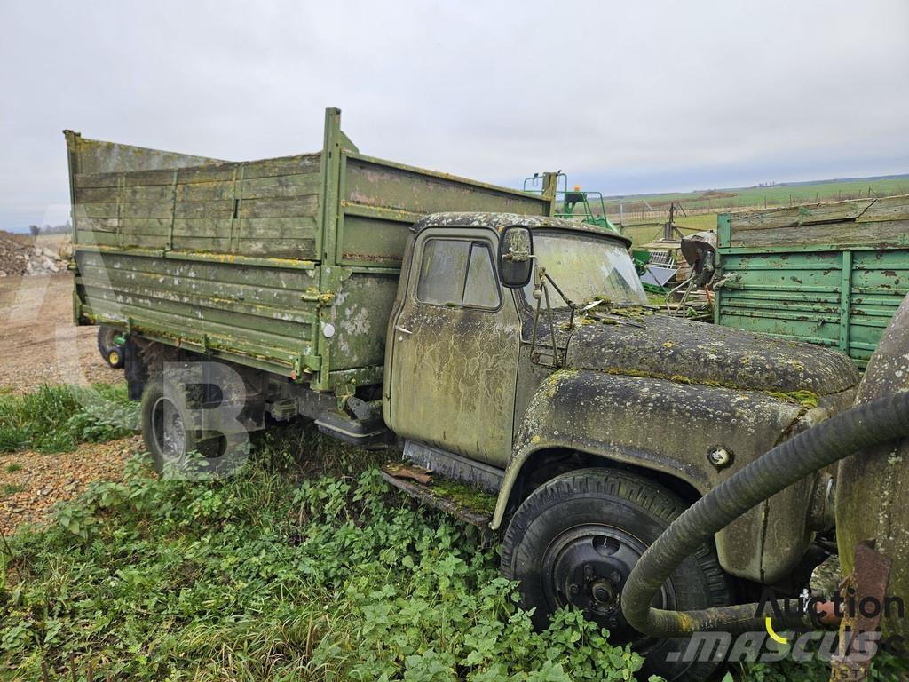 Gaz SAZ 3507 Savivarčių priekabų vilkikai
