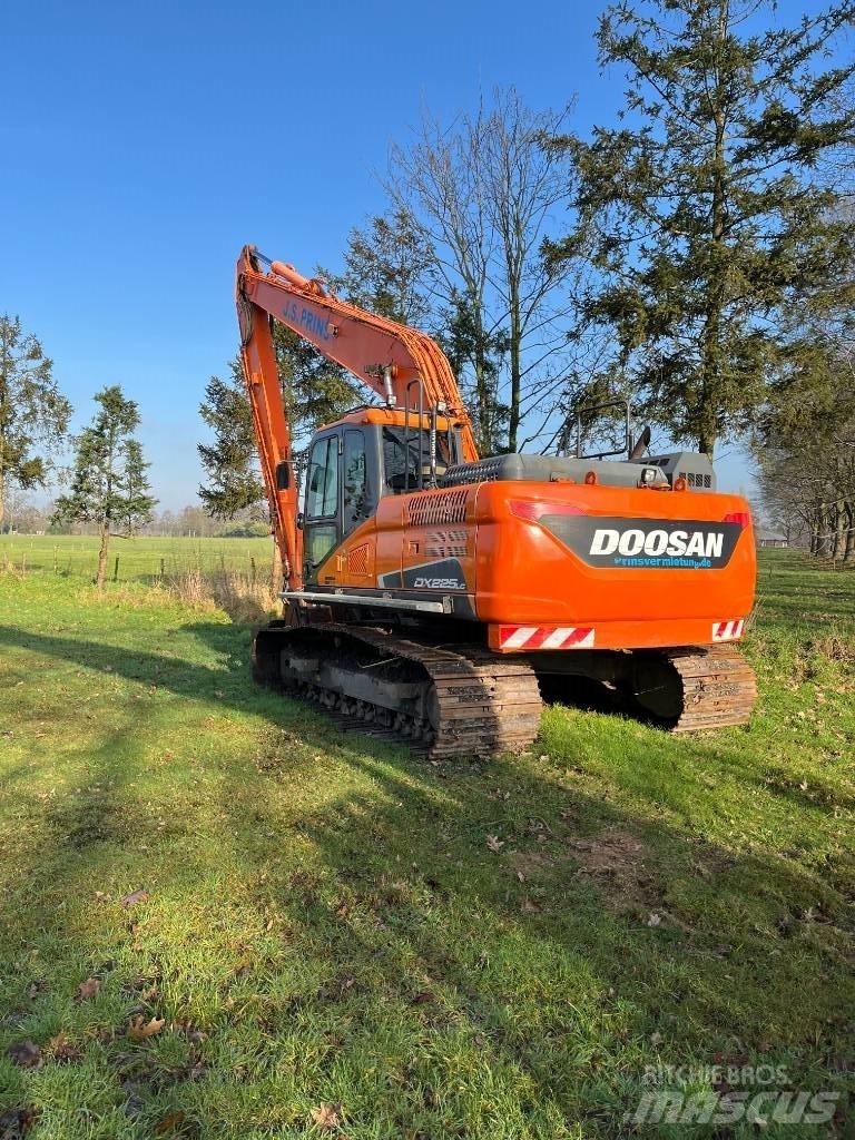 Doosan Dx225-5 Aukštuminiai ekskavatoriai