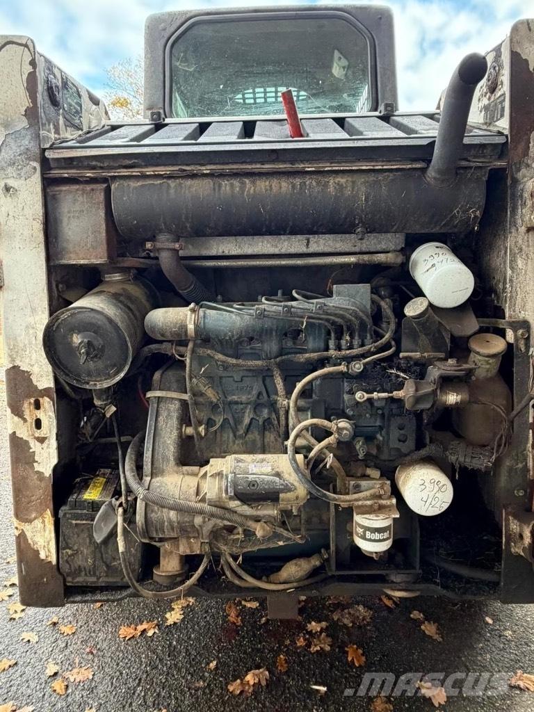 Bobcat 763 Krautuvai su šoniniu pasukimu