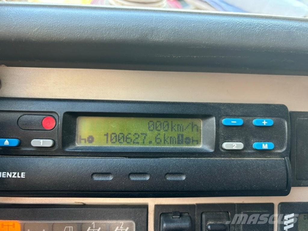 Terex Demag AC 100 Neapdoroto reljefo kranai