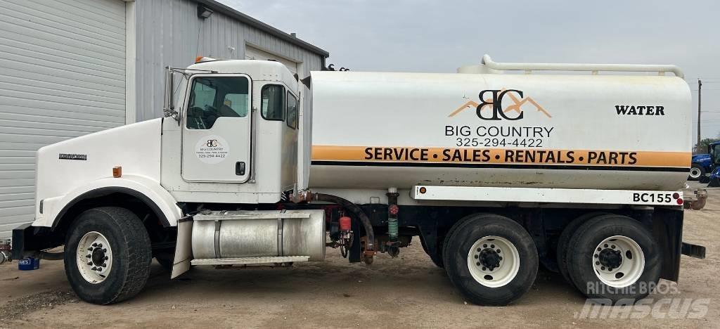 Kenworth T800 Vandens sunkvežimiai