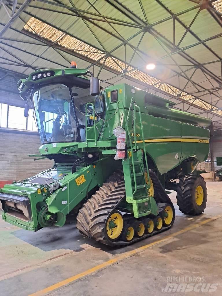John Deere S 660 Derliaus nuėmimo kombainai