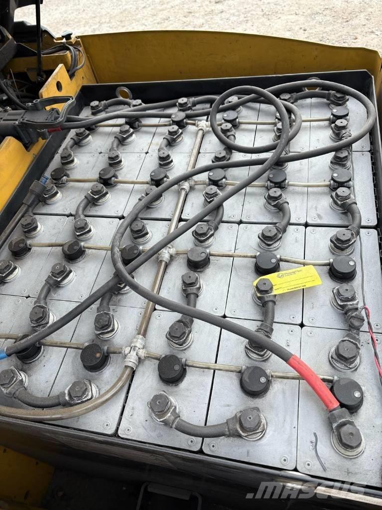 CAT EP18PNT Elektriniai šakiniai krautuvai