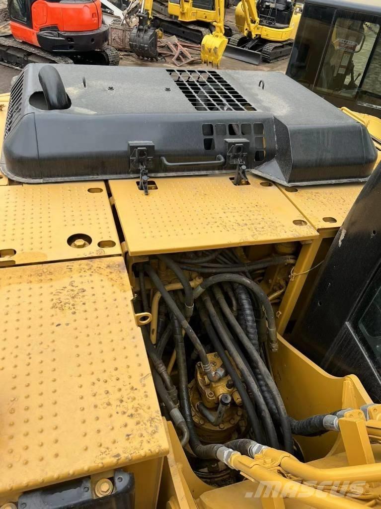 CAT 312 D L Vikšriniai ekskavatoriai