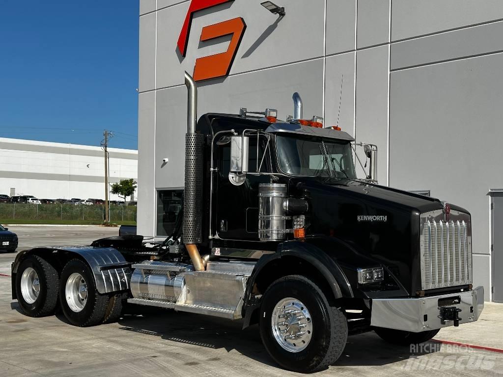 Kenworth T 800 Naudoti vilkikai