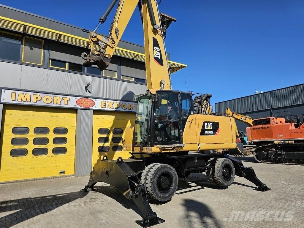 CAT MH 3022 Ratiniai ekskavatoriai