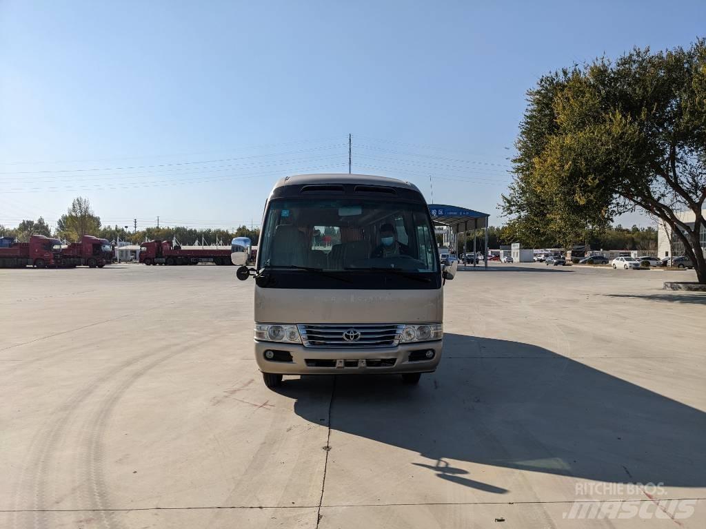 Toyota Coaster Tarpmiestiniai autobusai