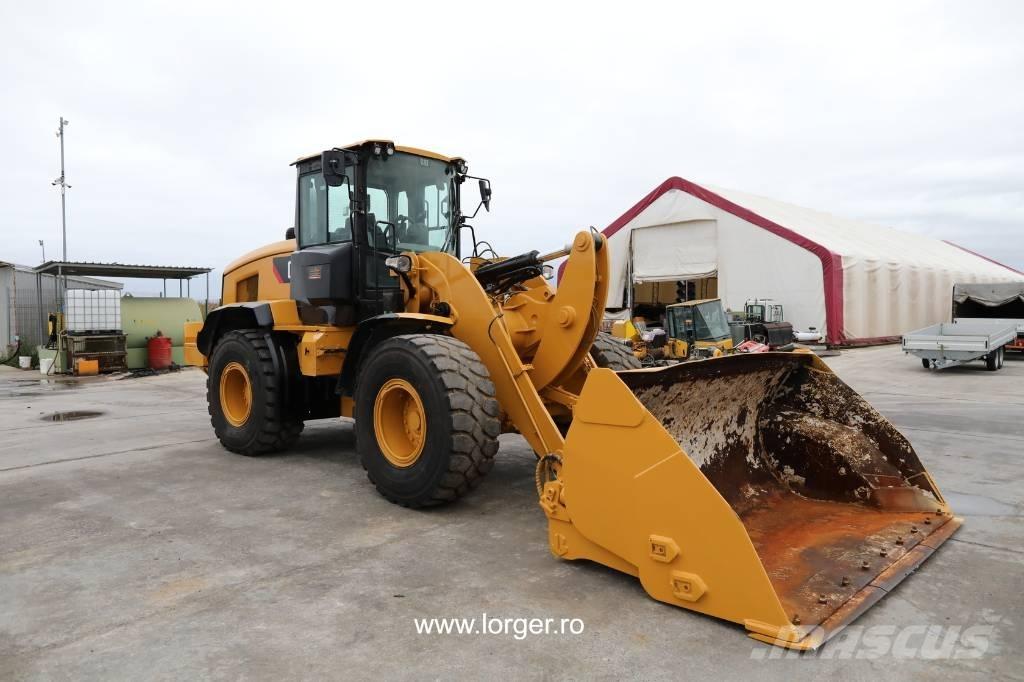 CAT 938 M Naudoti ratiniai krautuvai