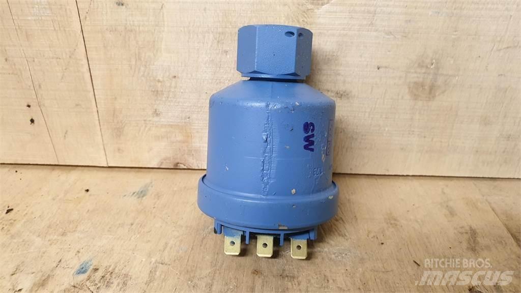  FMG/Ösa 2813521 Varikliai