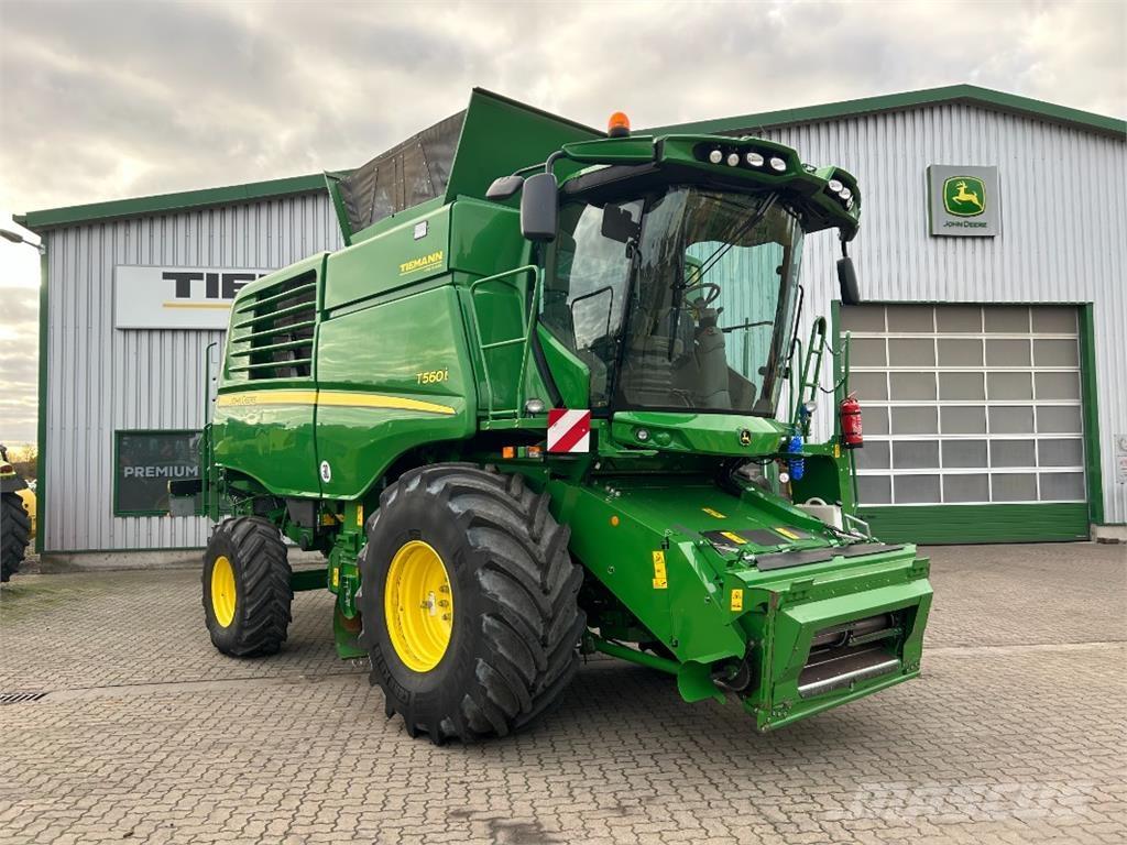 John Deere T560 Derliaus nuėmimo kombainai