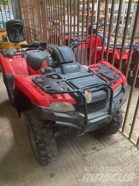 Honda TRX 420 FE1 Visureigiai
