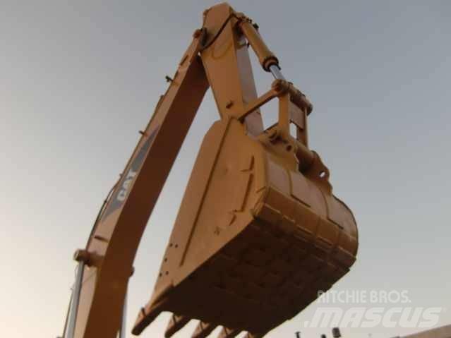 CAT 320 C Vikšriniai ekskavatoriai