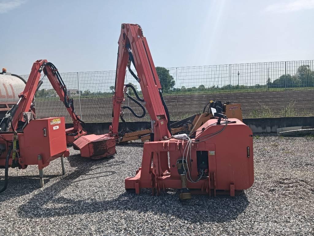 Maschio LARA 850 T Pašarų kombainai