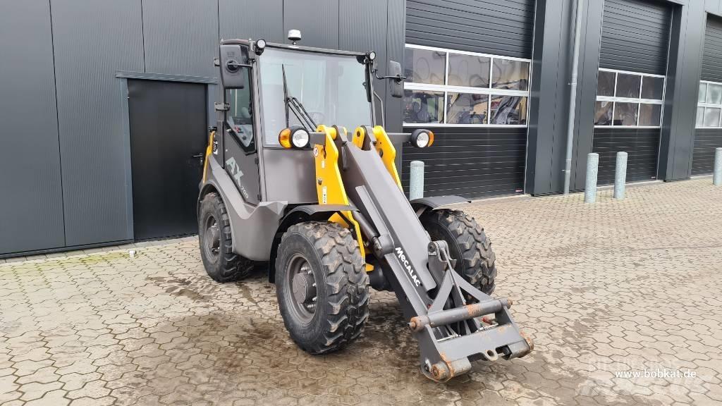 Mecalac AX 700 Naudoti ratiniai krautuvai