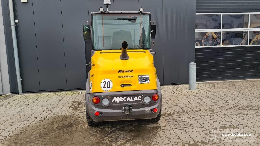 Mecalac AX 700 Naudoti ratiniai krautuvai