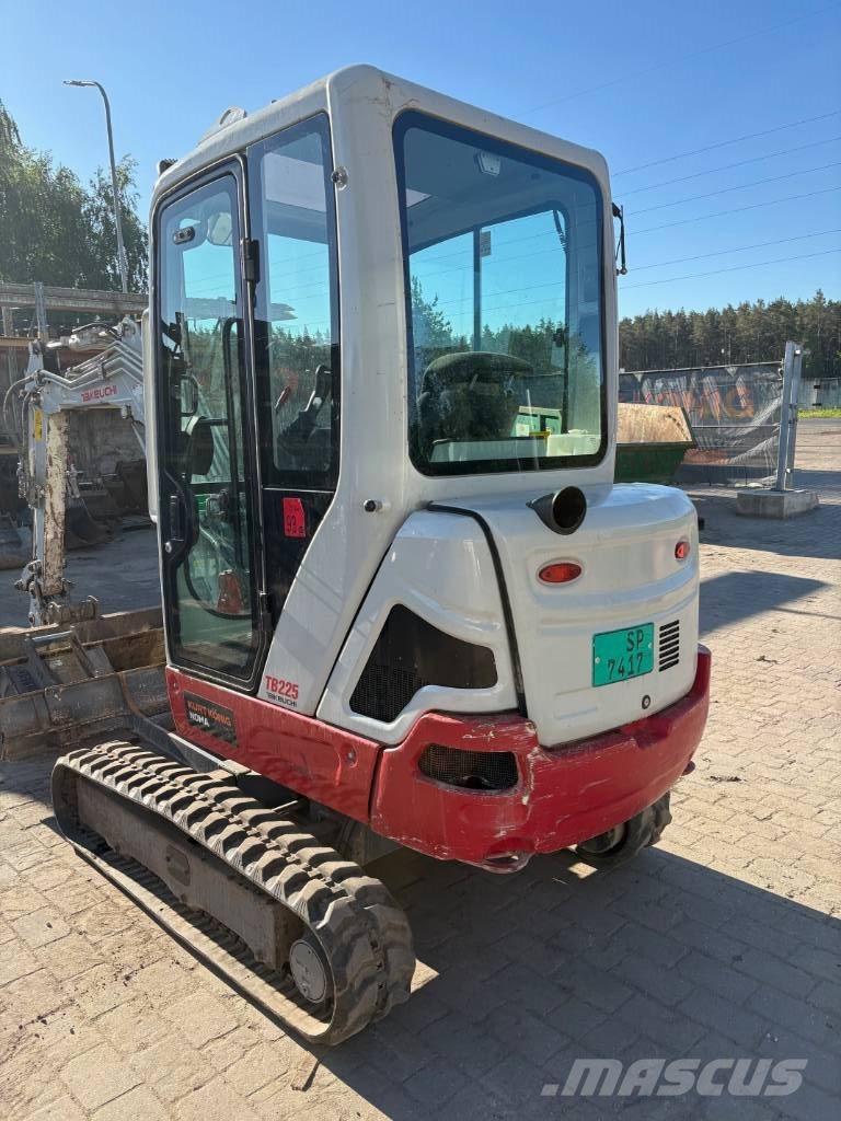 Takeuchi TB 225 Mini ekskavatoriai < 7 t