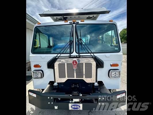Kenworth L 770 Važiuoklė su kabina