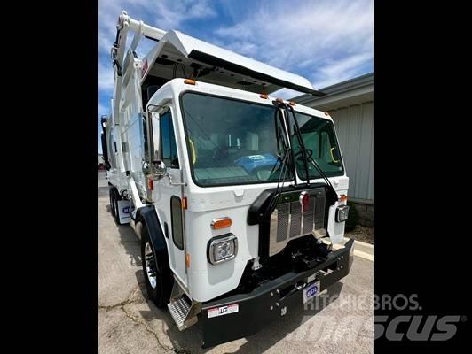 Kenworth L 770 Važiuoklė su kabina