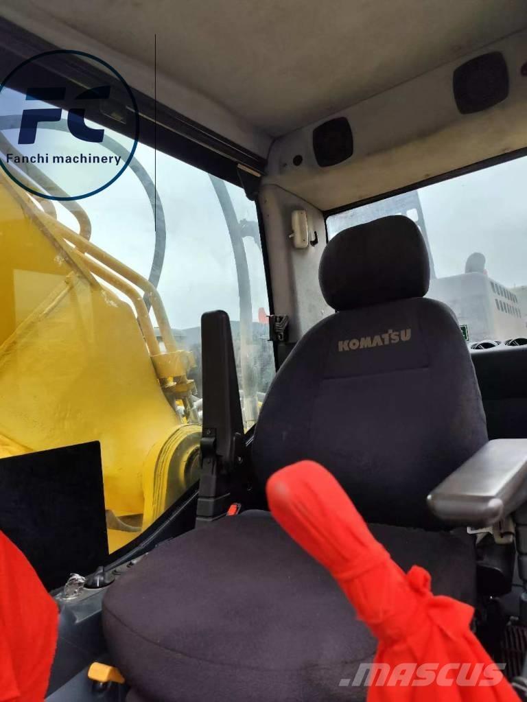 Komatsu PC 460 Vikšriniai ekskavatoriai