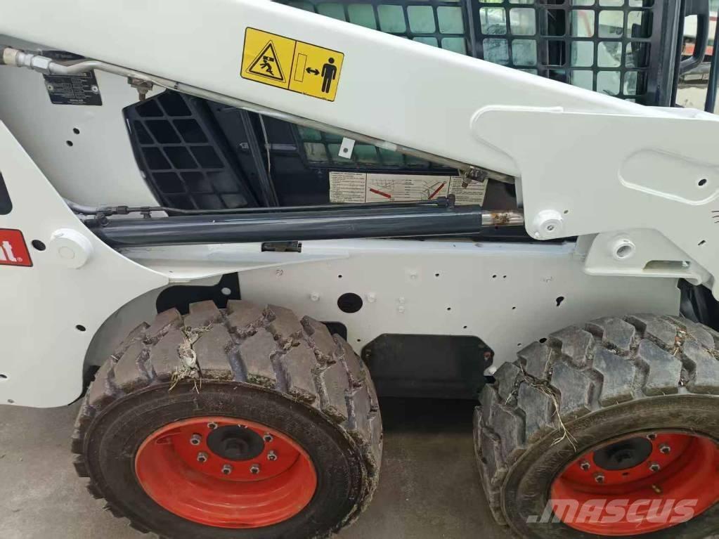 Bobcat S 160 Krautuvai su šoniniu pasukimu