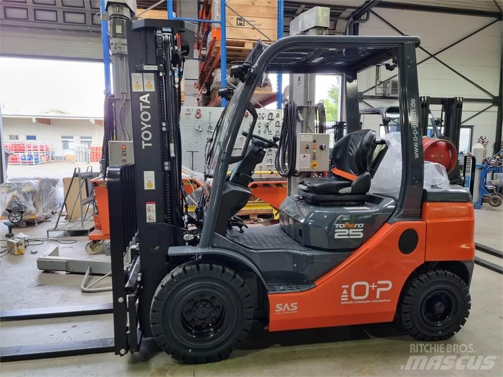 Toyota 02-8FGF25 LPG (dujiniai) krautuvai