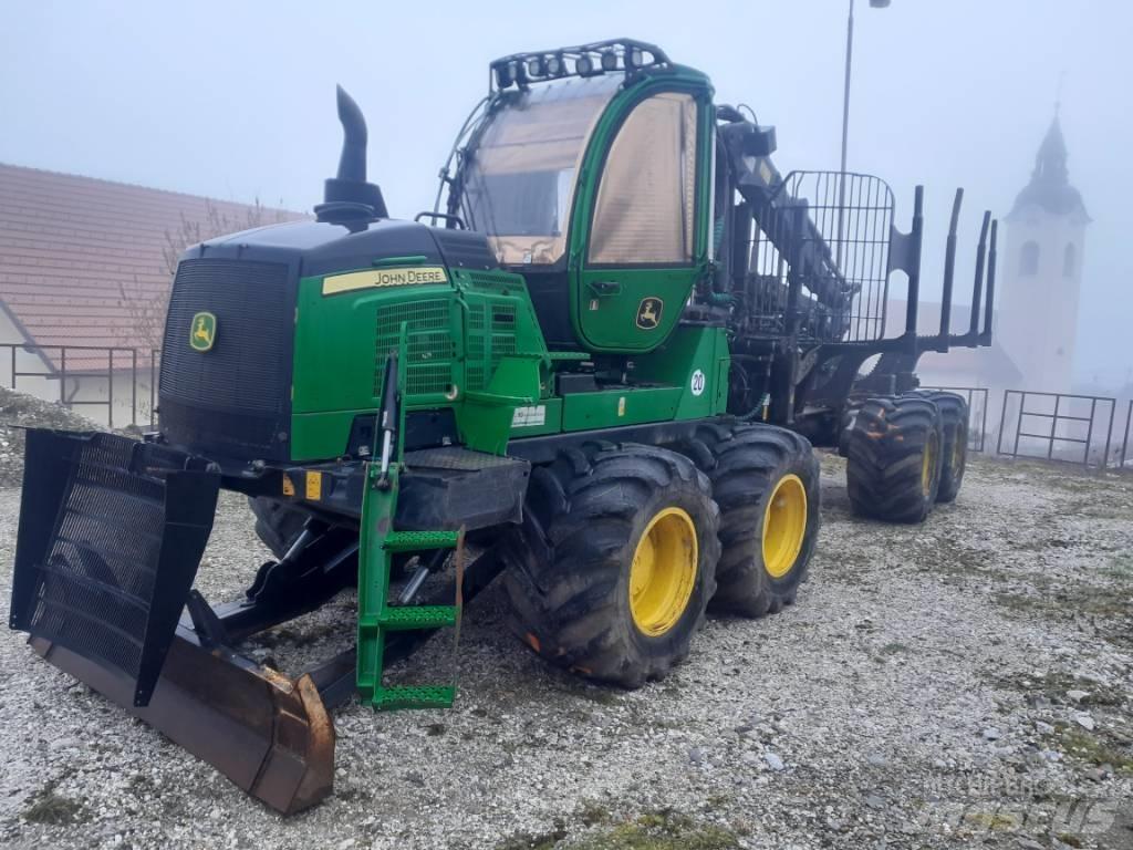 John Deere 1510G Naudoti miškovežiai (Forvarderiai)