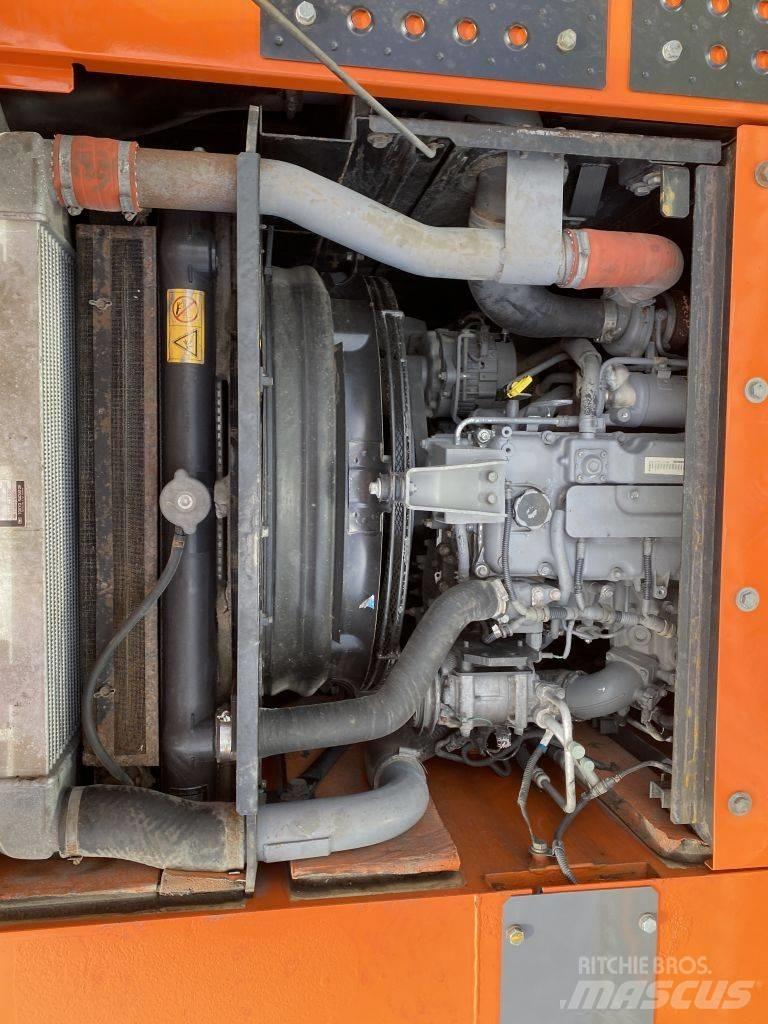 Hitachi ZX 140 W-3 Ratiniai ekskavatoriai