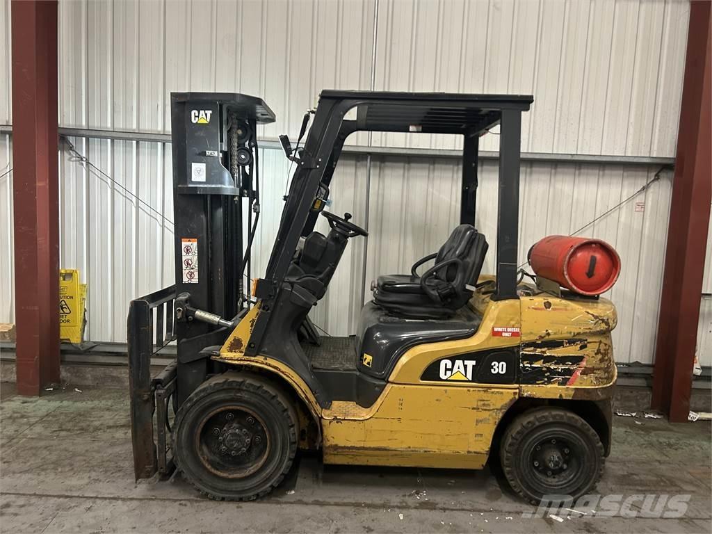 CAT GP30NT LPG (dujiniai) krautuvai
