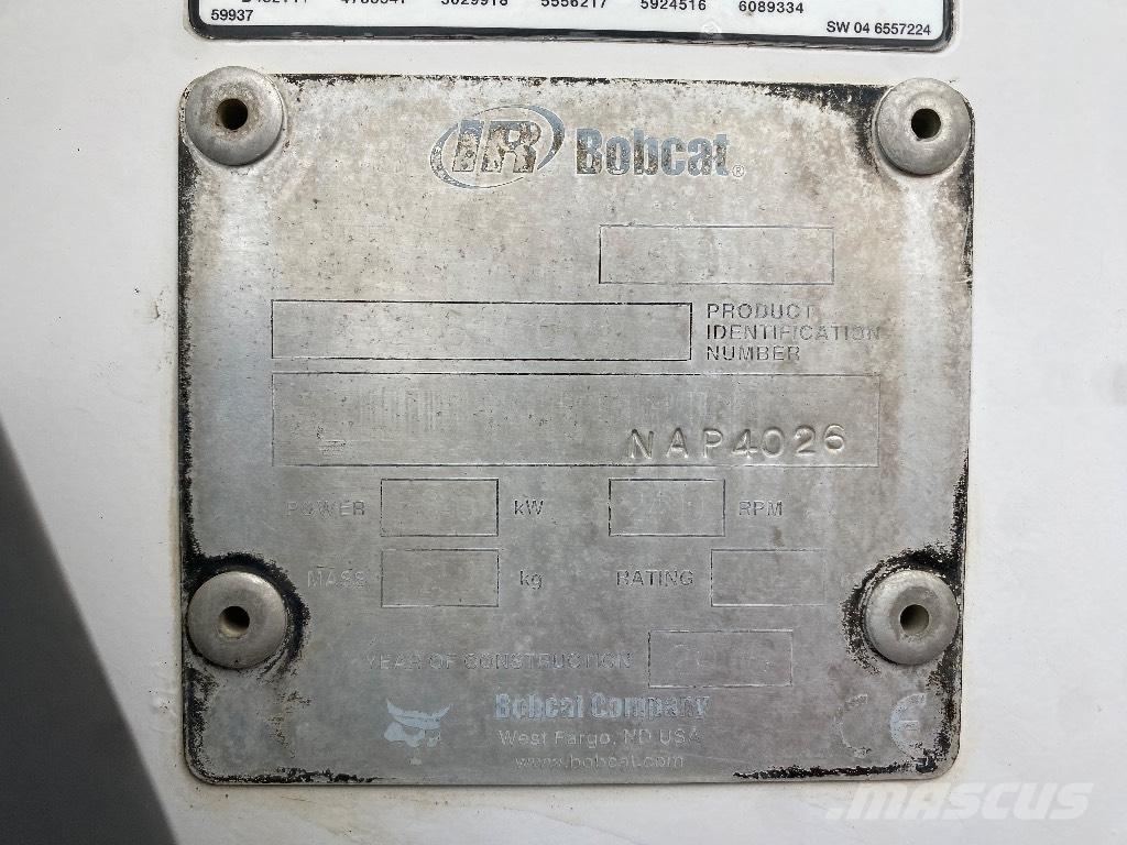 Bobcat T 300 Krautuvai su šoniniu pasukimu