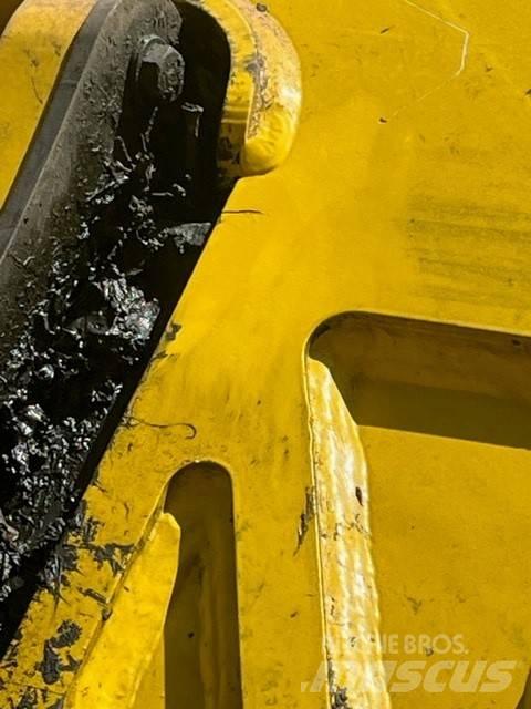 Menzi Muck M545A Ratiniai ekskavatoriai