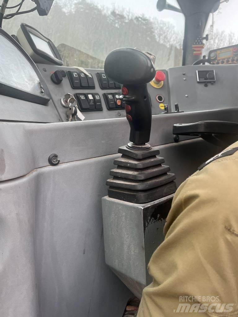 Menzi Muck M545A Ratiniai ekskavatoriai