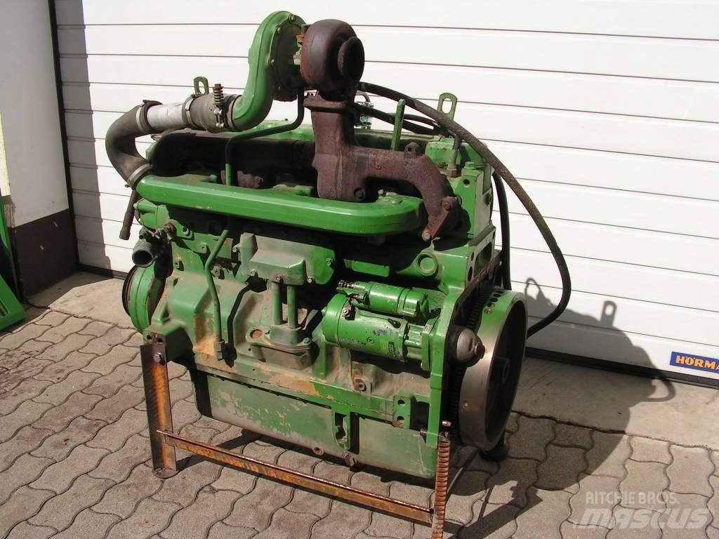 John Deere 2264 Varikliai