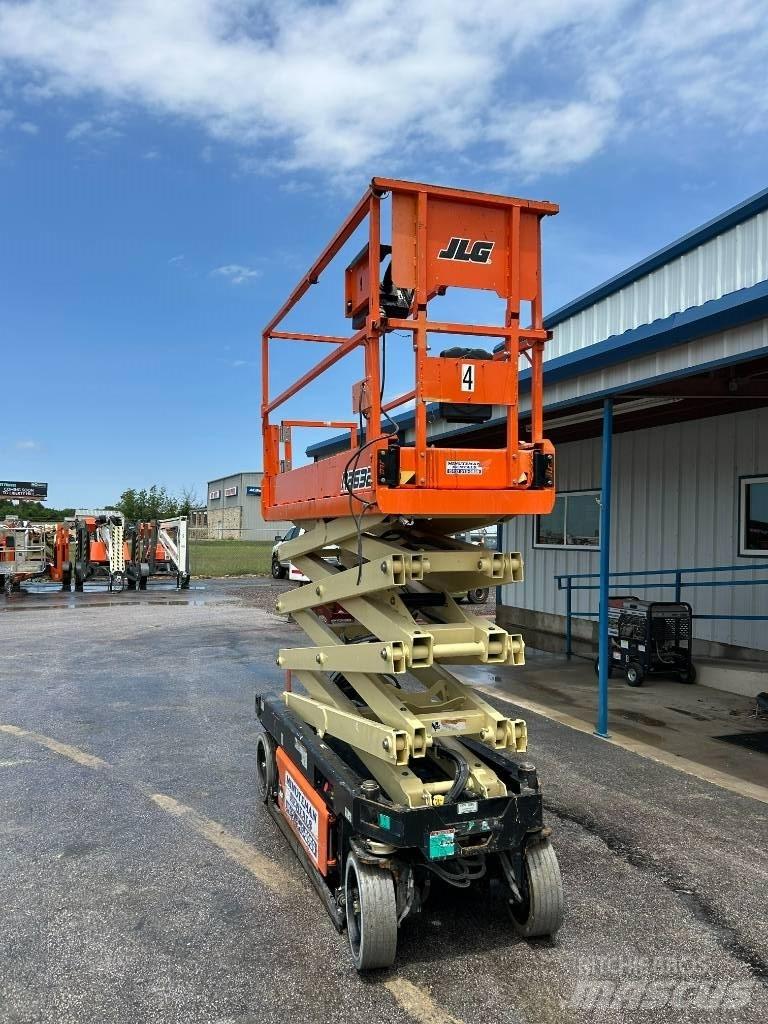 JLG R2632 Žirkliniai keltuvai