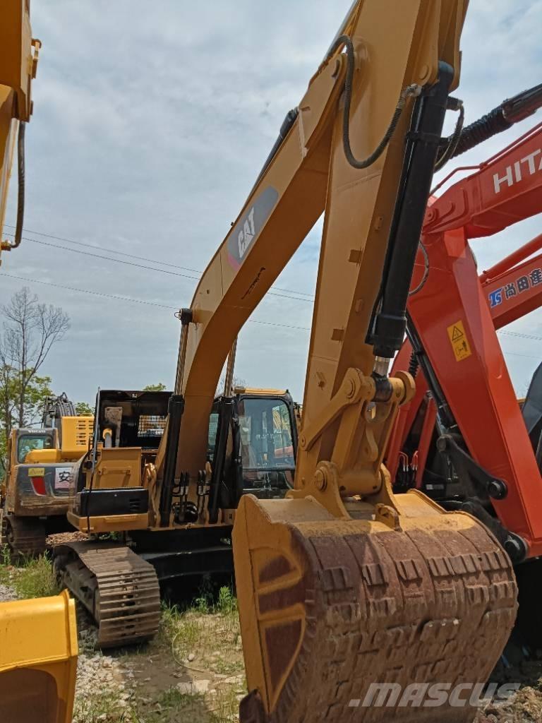 CAT 325 D Vikšriniai ekskavatoriai